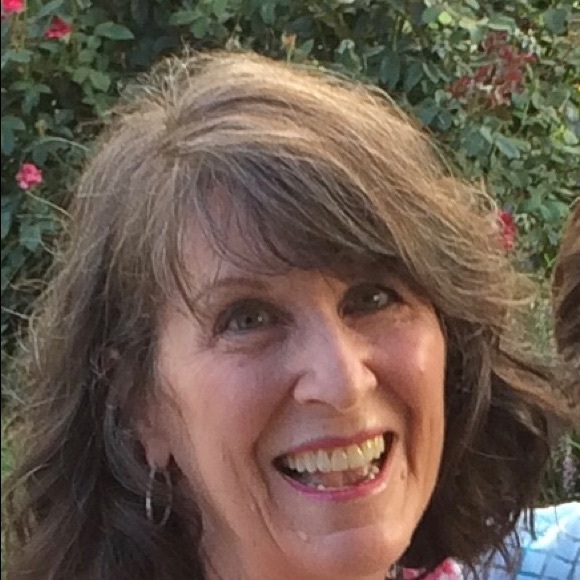 Meet your Posher, Patty - Picture 3 of 6